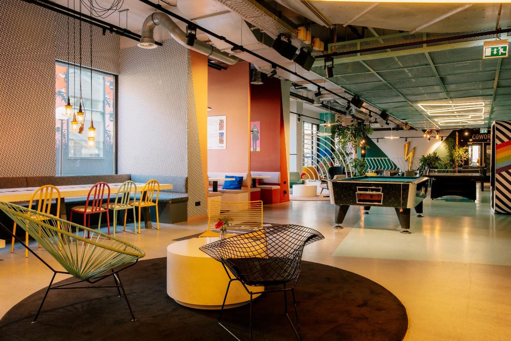 Отель The Social Hub Amsterdam West 4 Star Экстерьер фото